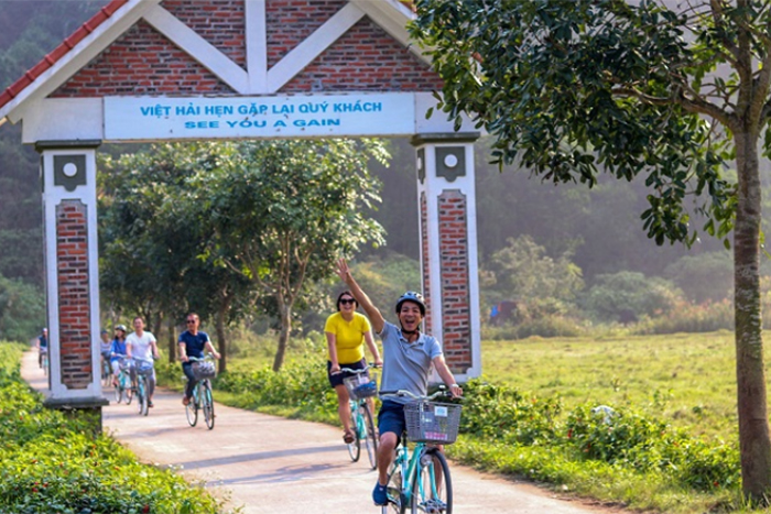 Cycling Tour in Cat Ba National Park